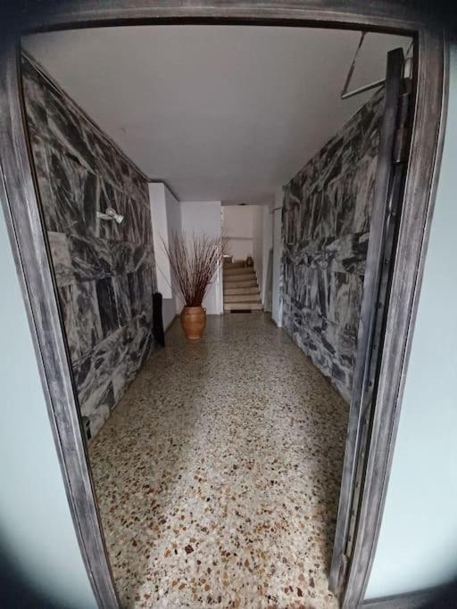 Apollo Apartment Athens/Airport Spáta Zewnętrze zdjęcie
